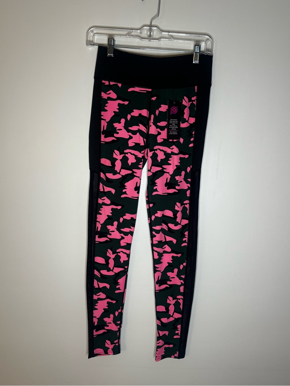 POP Fit Green, Black & Pink Camo Active Leggings